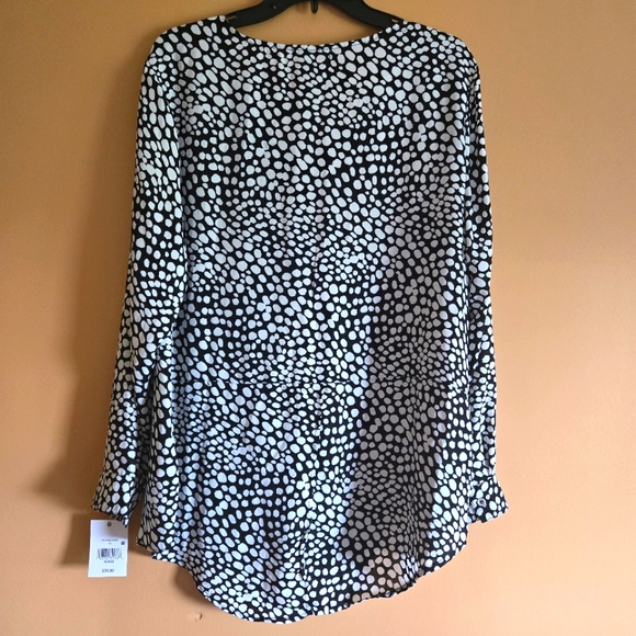 Ophelia Roe NWT dotted top, size XL. - Picture 4 of 7
